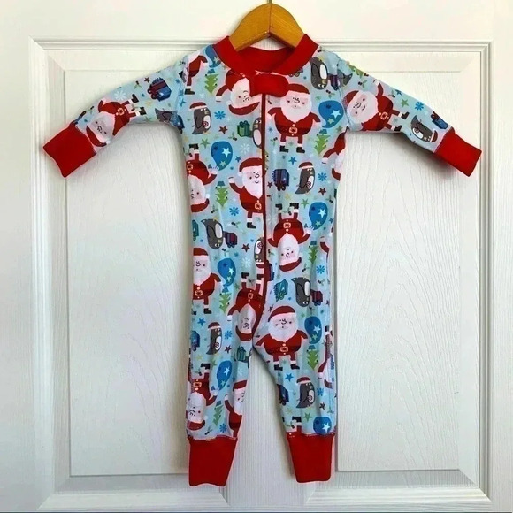 Hanna Andersson Other - Hanna Andersson Infant 6-9mo First Christmas Holiday Santa Zip Sleeper One Piece